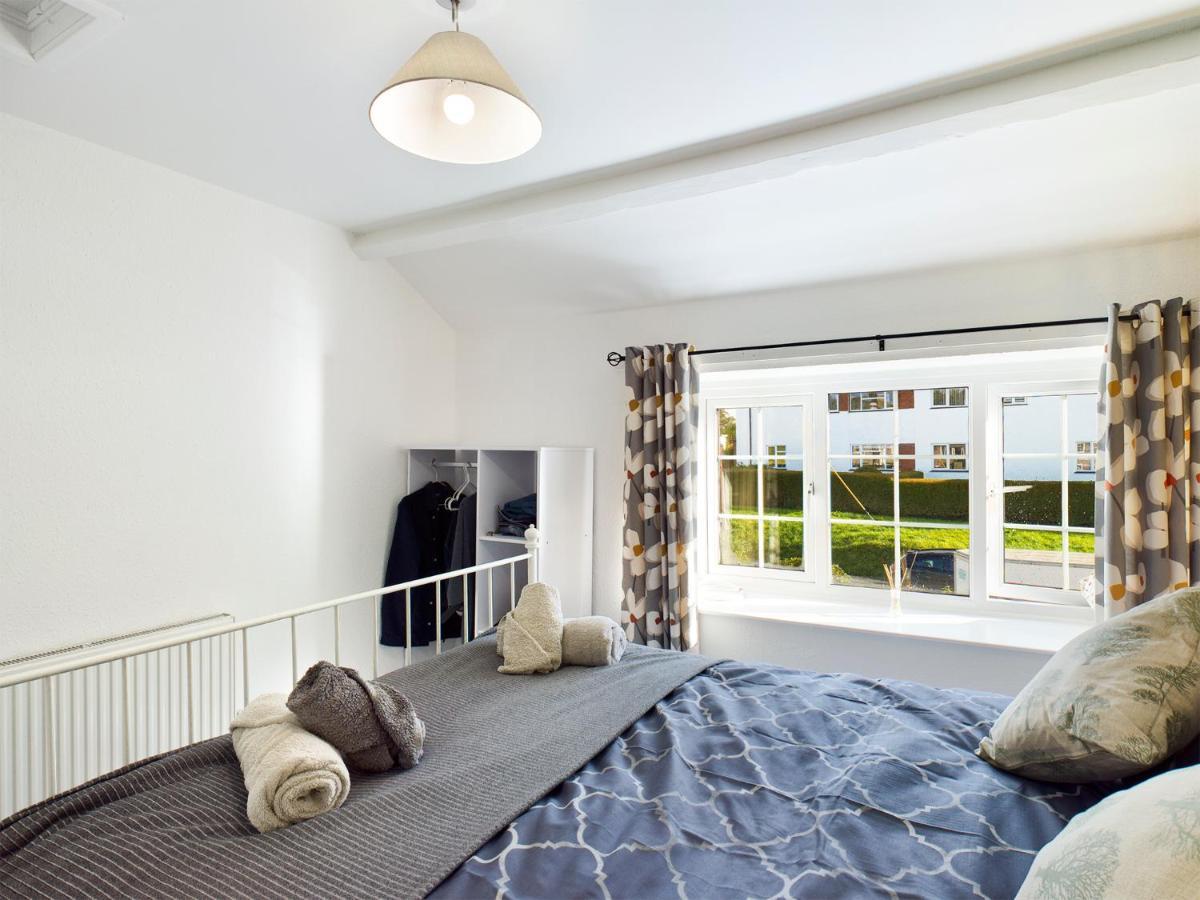 Welsh Country Cottage In Beautiful Village Llandudno Junction Εξωτερικό φωτογραφία