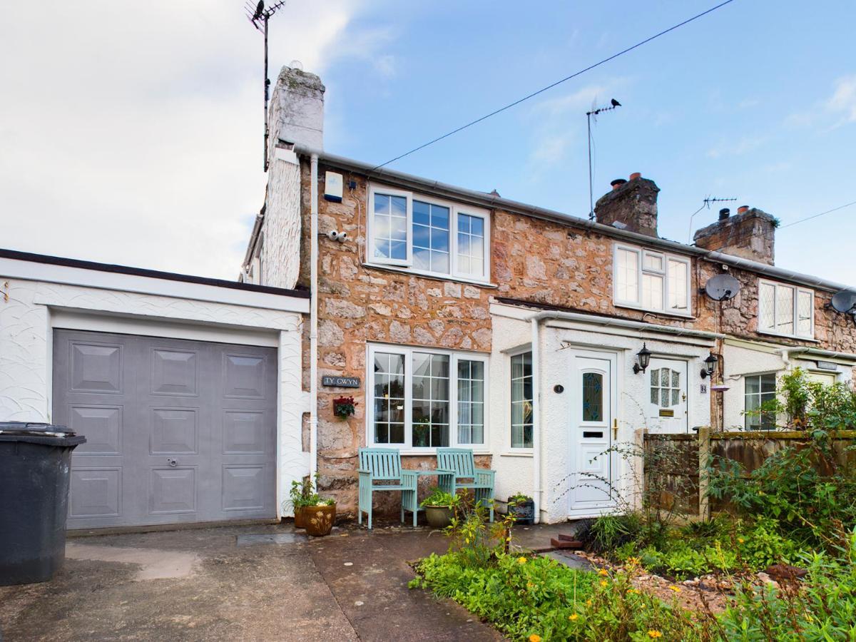 Welsh Country Cottage In Beautiful Village Llandudno Junction Εξωτερικό φωτογραφία